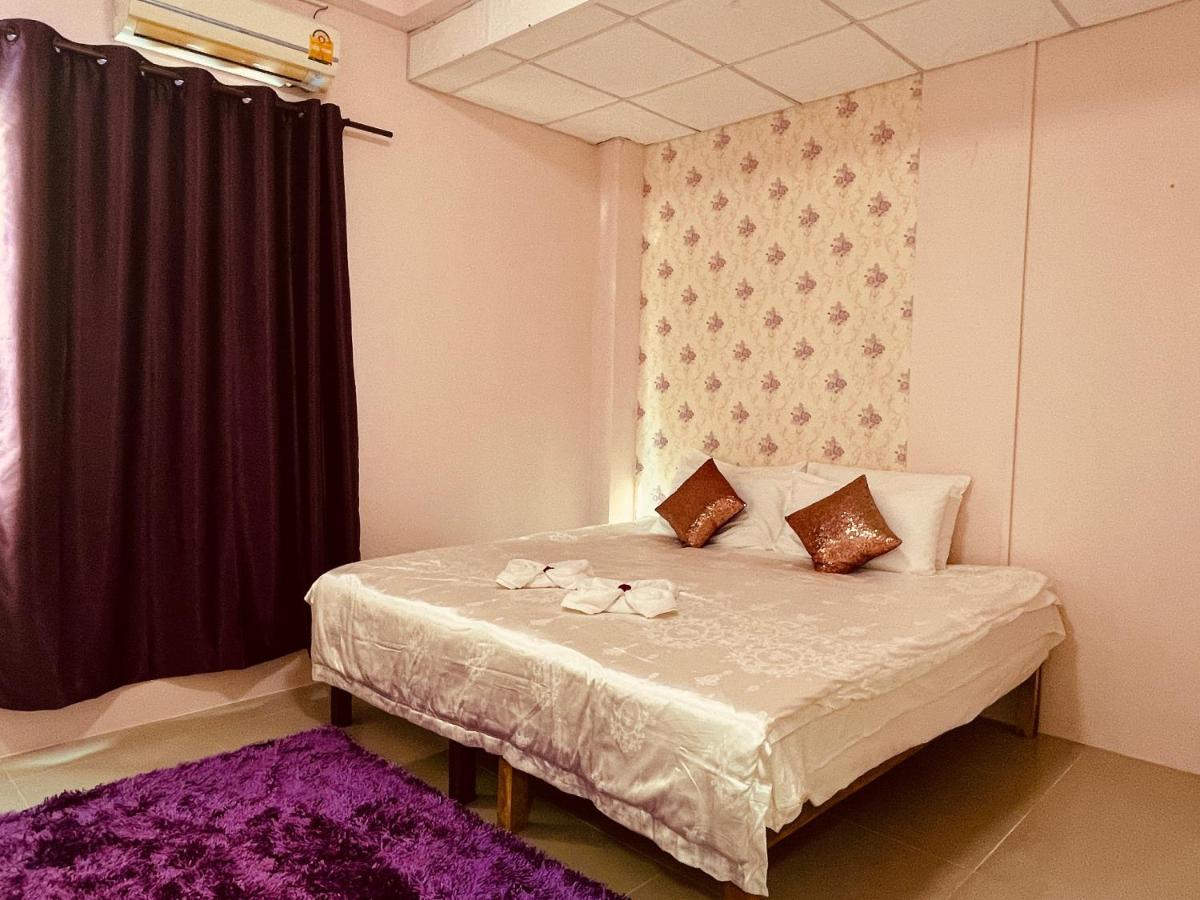 Mandala Beach Villa Jomtiean Pantai Jomtien Luaran gambar
