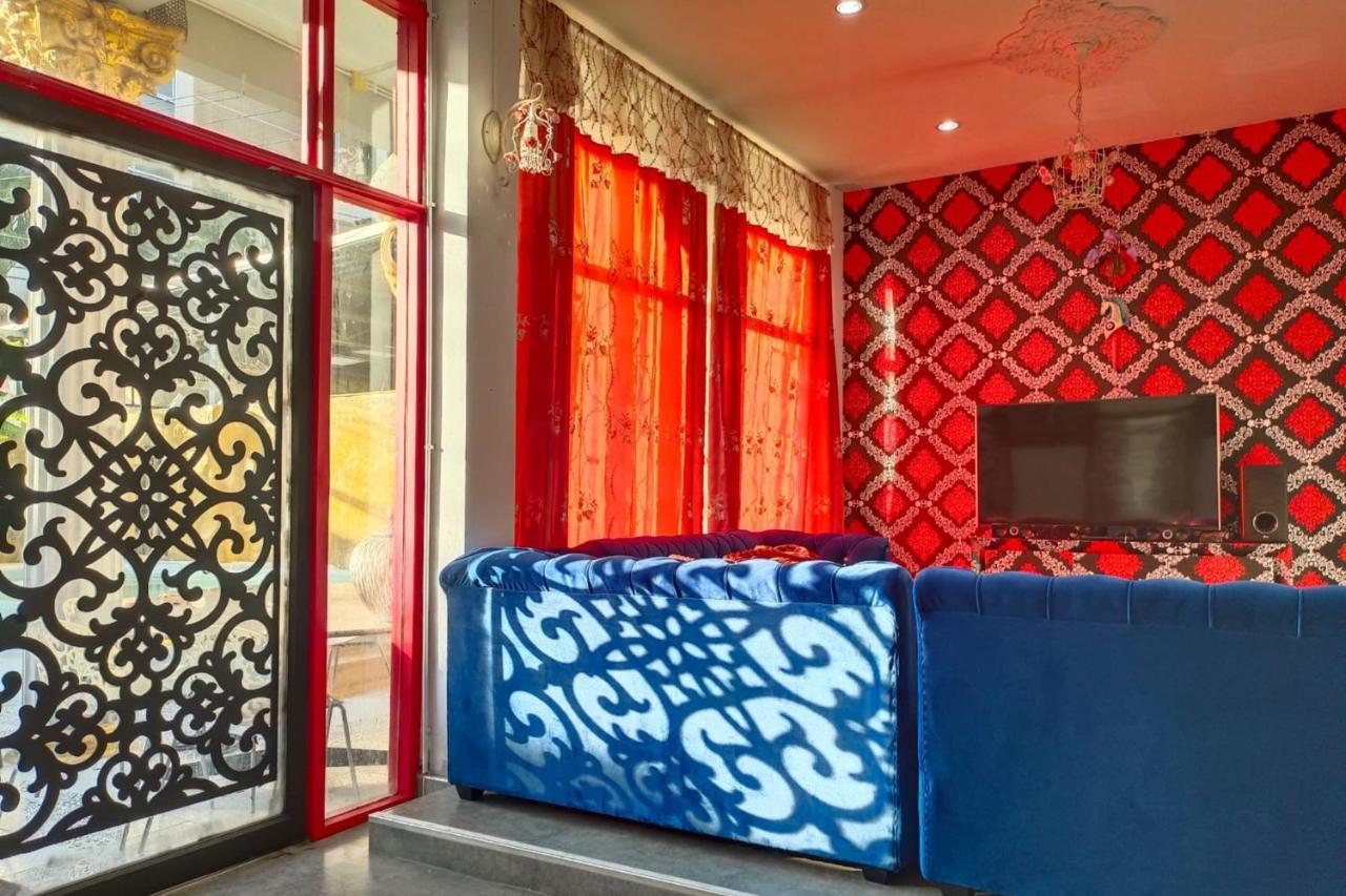 Mandala Beach Villa Jomtiean Pantai Jomtien Luaran gambar