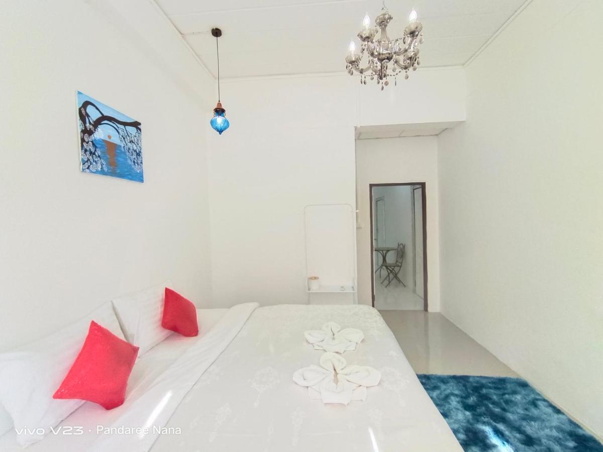 Mandala Beach Villa Jomtiean Pantai Jomtien Luaran gambar