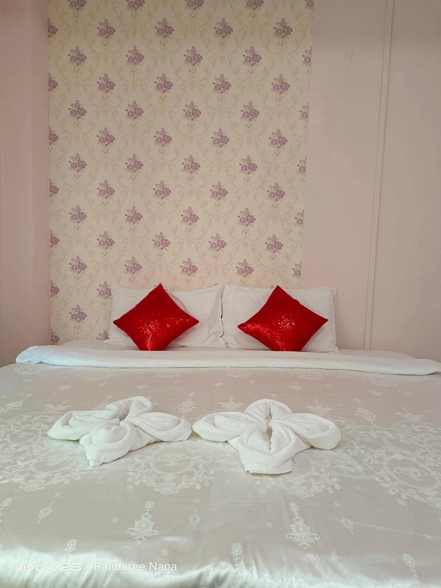 Mandala Beach Villa Jomtiean Pantai Jomtien Luaran gambar