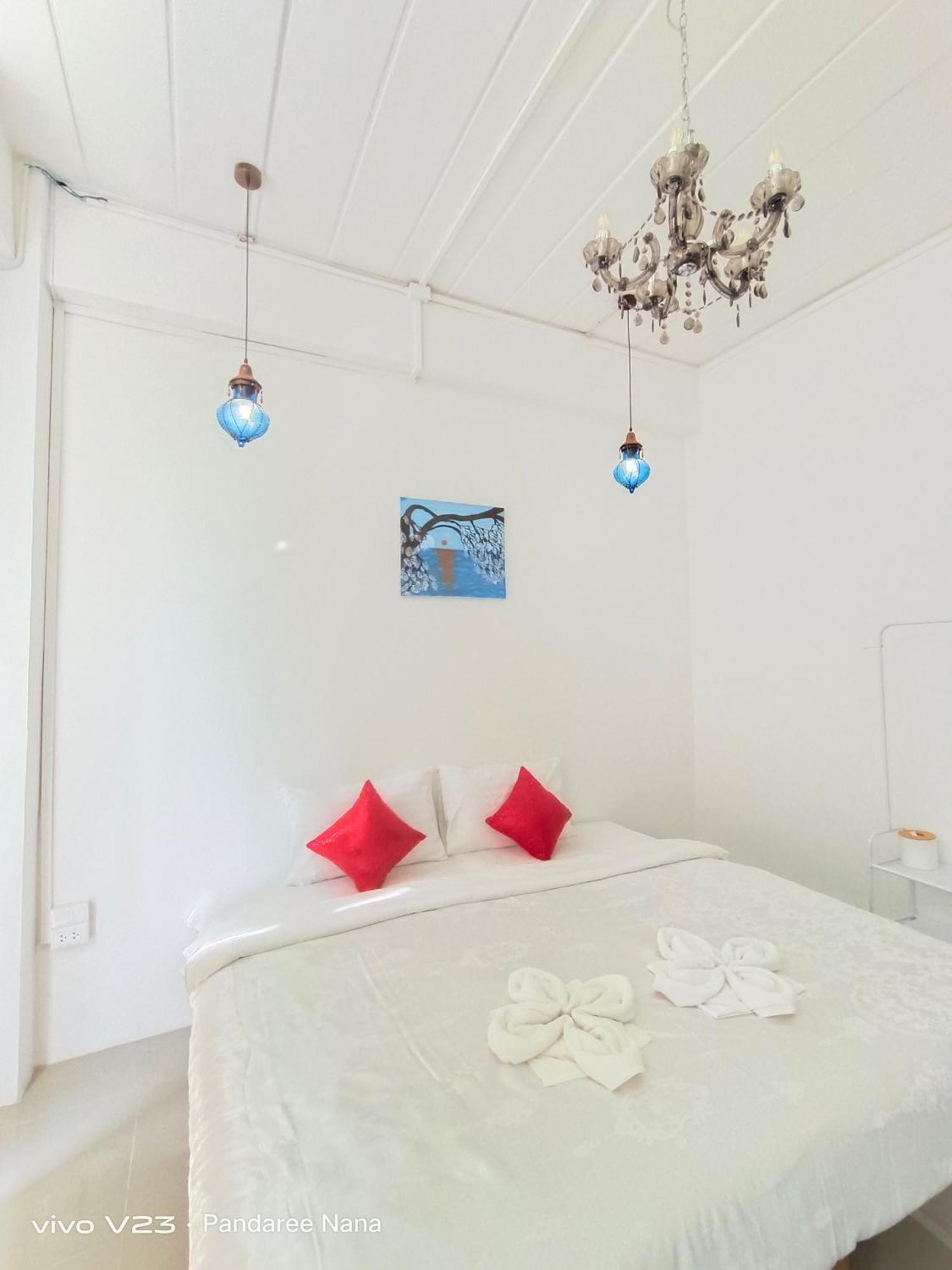 Mandala Beach Villa Jomtiean Pantai Jomtien Luaran gambar