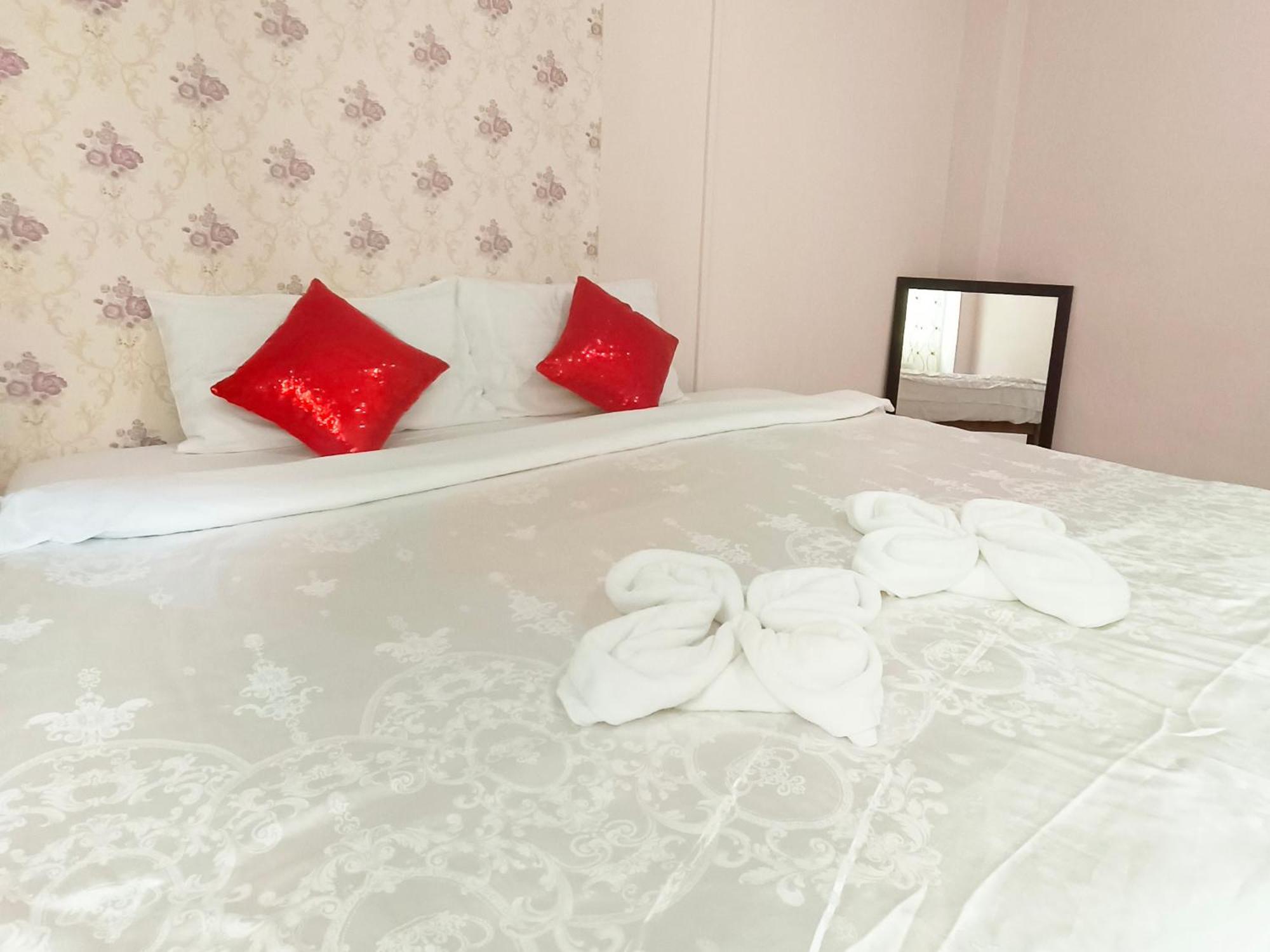 Mandala Beach Villa Jomtiean Pantai Jomtien Luaran gambar